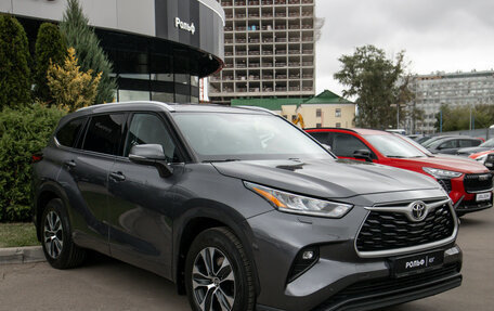 Toyota Highlander III, 2014 год, 3 288 000 рублей, 3 фотография