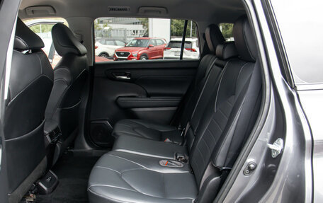 Toyota Highlander III, 2014 год, 3 288 000 рублей, 9 фотография