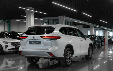 Toyota Highlander, 2026 год, 5 380 000 рублей, 4 фотография