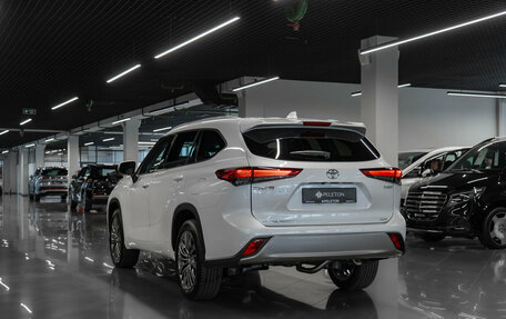 Toyota Highlander, 2026 год, 5 380 000 рублей, 6 фотография