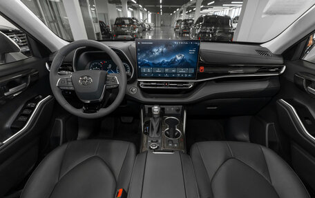 Toyota Highlander, 2026 год, 5 380 000 рублей, 8 фотография