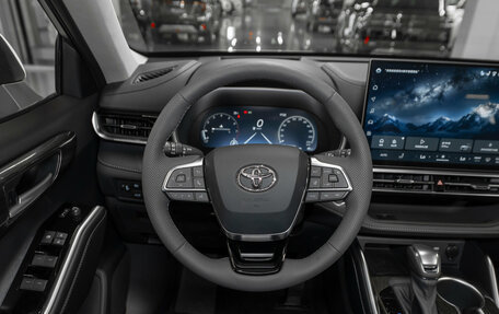 Toyota Highlander, 2026 год, 5 380 000 рублей, 12 фотография