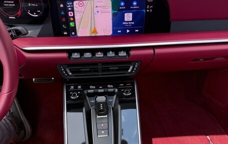 Porsche 911, 2022 год, 18 300 000 рублей, 10 фотография