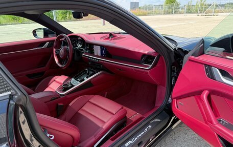Porsche 911, 2022 год, 18 300 000 рублей, 9 фотография