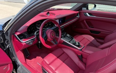Porsche 911, 2022 год, 18 300 000 рублей, 8 фотография