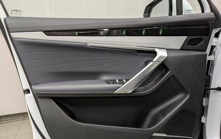 Geely Atlas, 2024 год, 3 100 000 рублей, 13 фотография