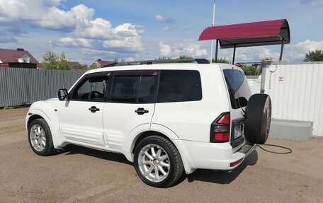 Mitsubishi Montero III, 2001 год, 950 000 рублей, 3 фотография