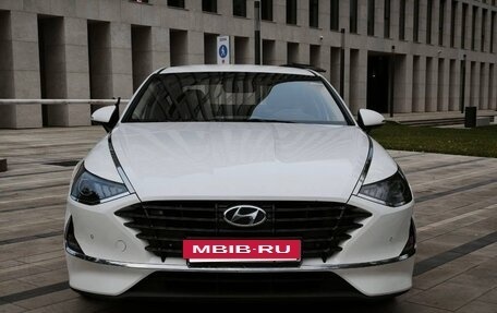 Hyundai Sonata VIII, 2020 год, 1 510 000 рублей, 2 фотография