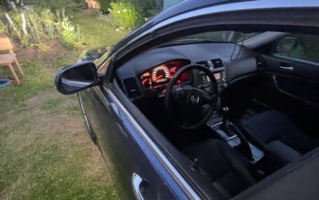 Honda Accord VII рестайлинг, 2006 год, 600 000 рублей, 10 фотография