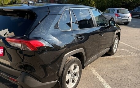Toyota RAV4, 2020 год, 2 900 000 рублей, 6 фотография