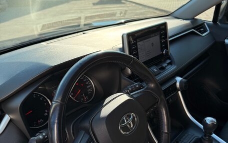 Toyota RAV4, 2020 год, 2 900 000 рублей, 11 фотография