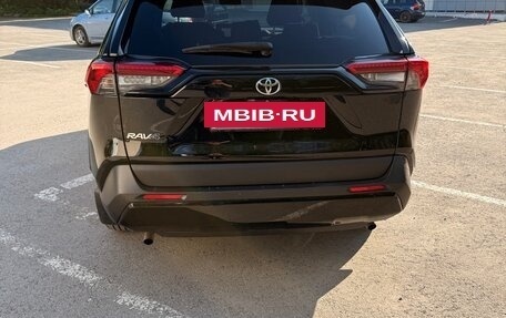 Toyota RAV4, 2020 год, 2 900 000 рублей, 5 фотография