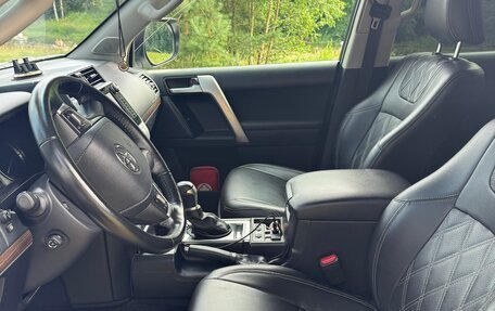 Toyota Land Cruiser Prado 150 рестайлинг 2, 2019 год, 4 550 000 рублей, 6 фотография