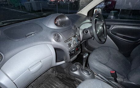 Toyota Vitz, 2002 год, 320 000 рублей, 8 фотография