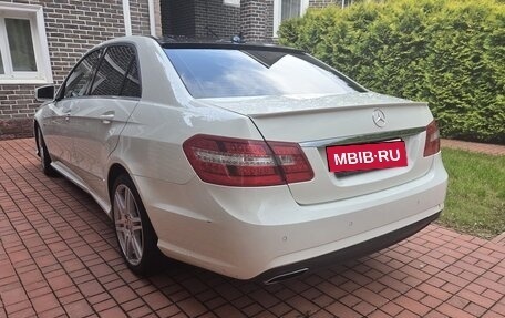 Mercedes-Benz E-Класс, 2012 год, 1 790 000 рублей, 4 фотография
