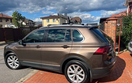 Volkswagen Tiguan II, 2020 год, 2 500 000 рублей, 4 фотография