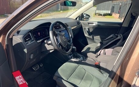 Volkswagen Tiguan II, 2020 год, 2 500 000 рублей, 11 фотография