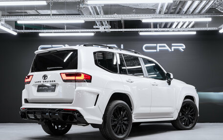 Toyota Land Cruiser, 2024 год, 12 950 000 рублей, 5 фотография