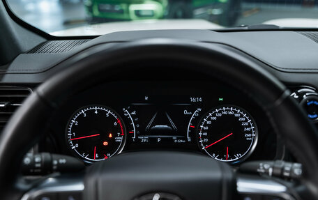 Toyota Land Cruiser, 2024 год, 12 950 000 рублей, 14 фотография