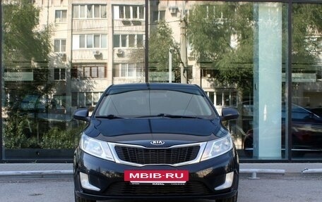 KIA Rio III рестайлинг, 2013 год, 635 000 рублей, 2 фотография