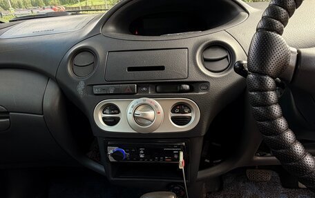 Toyota Vitz, 2003 год, 480 000 рублей, 1 фотография