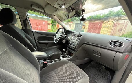 Ford Focus II рестайлинг, 2006 год, 525 000 рублей, 25 фотография