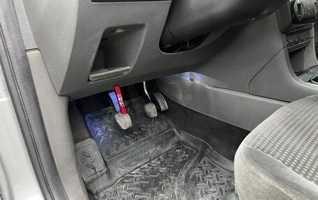 Ford Focus II рестайлинг, 2006 год, 525 000 рублей, 24 фотография