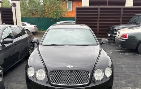Bentley Continental Flying Spur, 2011 год, 3 520 000 рублей, 2 фотография