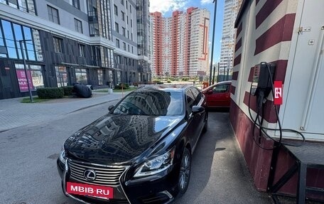 Lexus LS IV, 2013 год, 1 500 000 рублей, 3 фотография