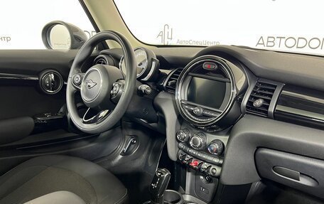 MINI Hatch, 2019 год, 1 749 900 рублей, 12 фотография