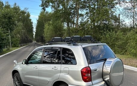 Toyota RAV4, 2004 год, 950 000 рублей, 4 фотография