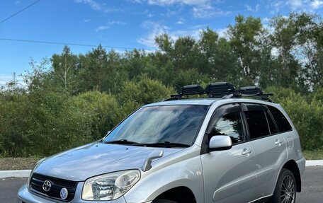 Toyota RAV4, 2004 год, 950 000 рублей, 3 фотография