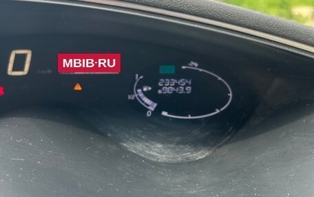 Nissan Serena IV, 2015 год, 1 150 000 рублей, 15 фотография