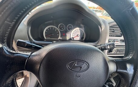 Hyundai Santa Fe III рестайлинг, 2005 год, 600 000 рублей, 10 фотография