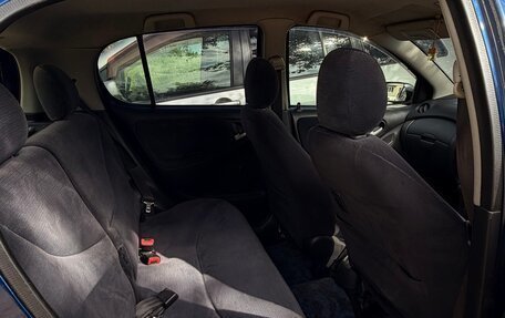 Toyota Vitz, 2003 год, 480 000 рублей, 7 фотография