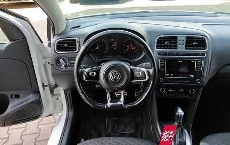 Volkswagen Polo VI (EU Market), 2018 год, 1 290 000 рублей, 23 фотография