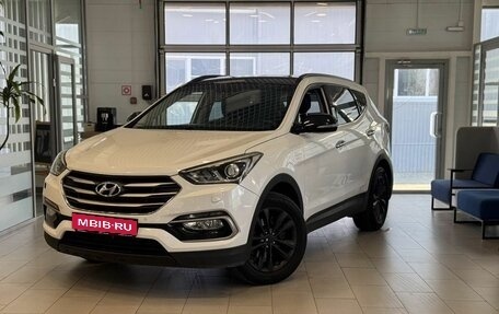 Hyundai Santa Fe III рестайлинг, 2018 год, 2 450 000 рублей, 1 фотография