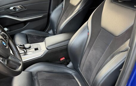 BMW 3 серия, 2019 год, 3 100 000 рублей, 13 фотография