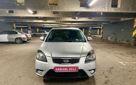 KIA Rio II, 2011 год, 650 000 рублей, 4 фотография