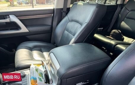 Toyota Land Cruiser 200, 2016 год, 7 300 000 рублей, 14 фотография