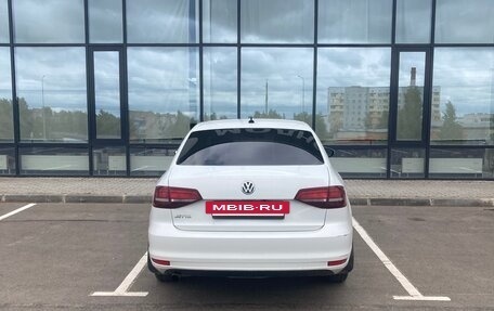 Volkswagen Jetta VI, 2016 год, 1 100 000 рублей, 3 фотография