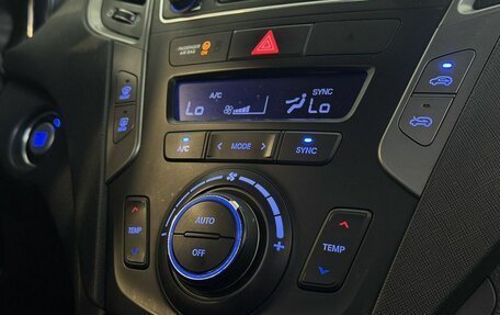 Hyundai Santa Fe III рестайлинг, 2018 год, 2 450 000 рублей, 18 фотография