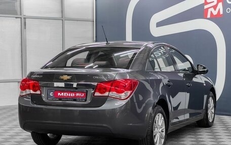 Chevrolet Cruze II, 2012 год, 799 900 рублей, 6 фотография