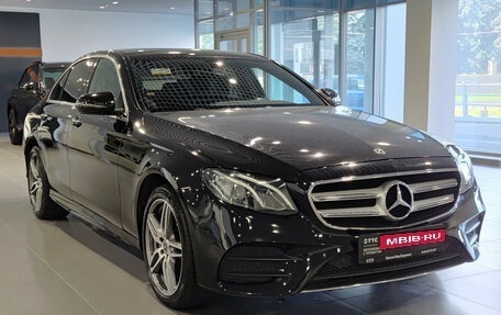 Mercedes-Benz E-Класс, 2018 год, 2 750 000 рублей, 7 фотография