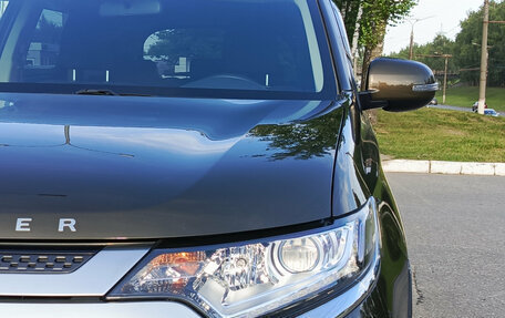 Mitsubishi Outlander III рестайлинг 3, 2020 год, 2 320 000 рублей, 21 фотография