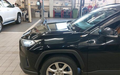 Toyota RAV4, 2020 год, 2 520 000 рублей, 3 фотография