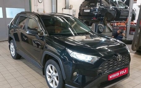 Toyota RAV4, 2020 год, 2 520 000 рублей, 18 фотография