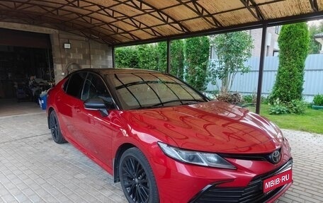 Toyota Camry, 2021 год, 3 100 000 рублей, 1 фотография