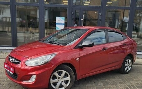 Hyundai Solaris II рестайлинг, 2012 год, 520 000 рублей, 1 фотография