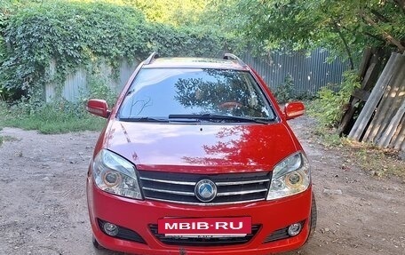 Geely MK Cross I, 2012 год, 250 000 рублей, 2 фотография